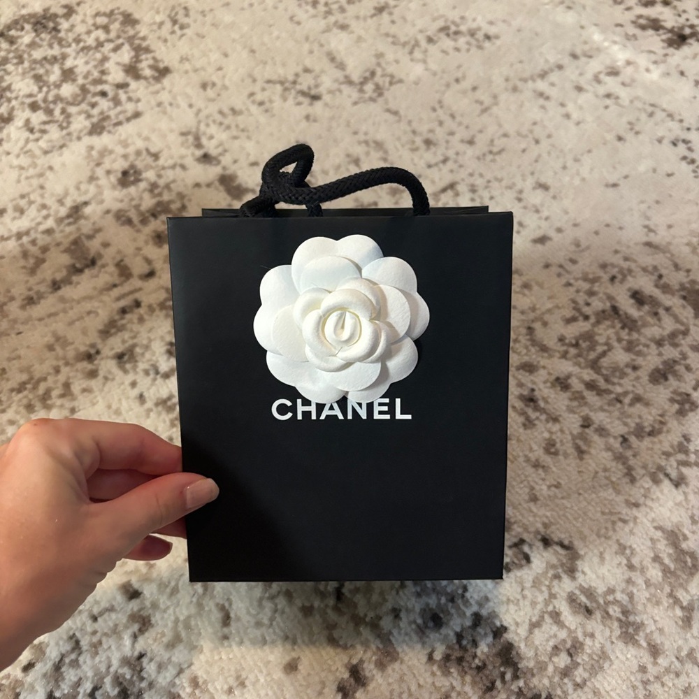 Small shopping bag